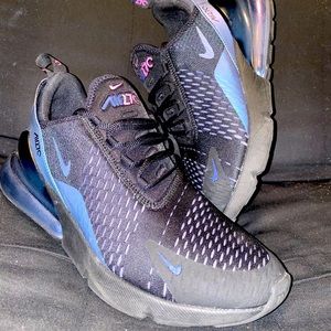 Nike air 270s